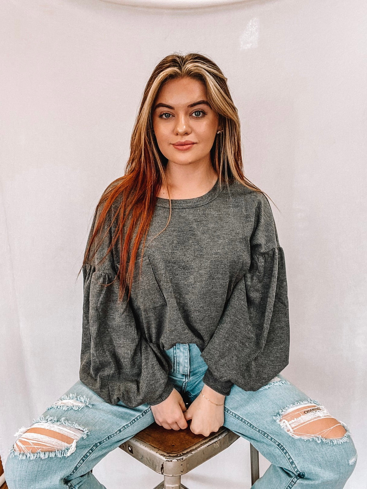 Charcoal pocket top